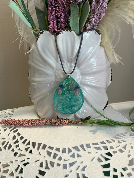 Teardrop Resin Necklace