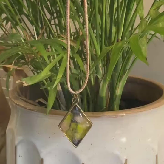 Pendant Necklace
